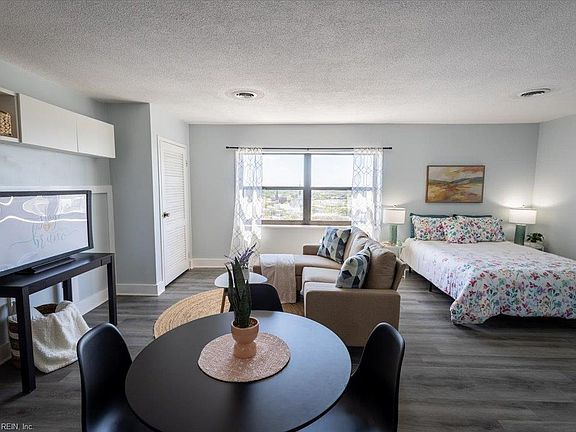 5th image of 1 Crawford Pkwy #1805