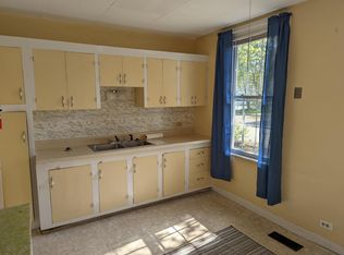 17 Murray St #1, Bingham, ME 04920