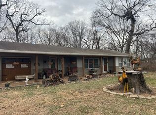 13810 Byars Rd, Grandview, MO 64030