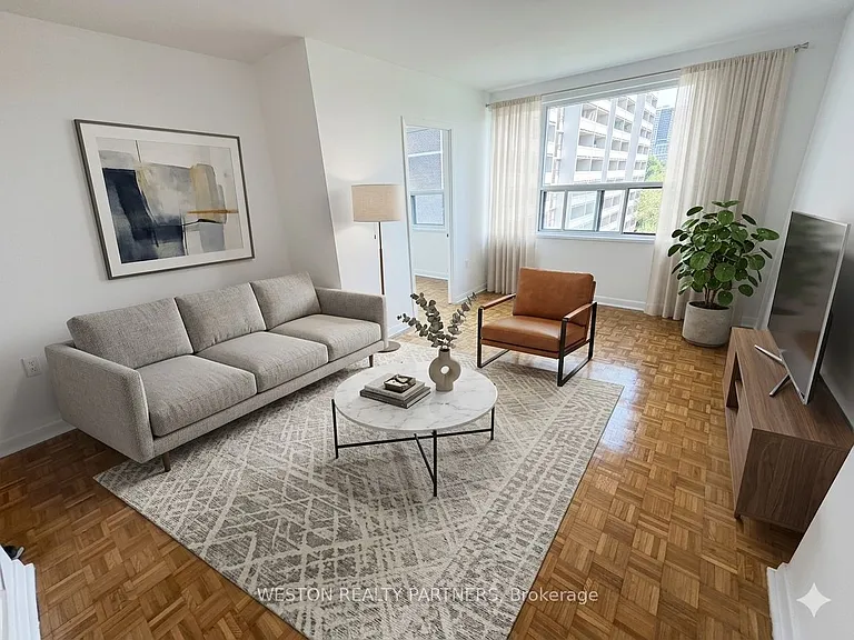 88 Wellesley St E #608 — Photo 1