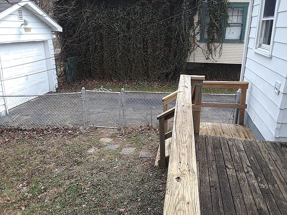 3rd image of 30 Carter Ave