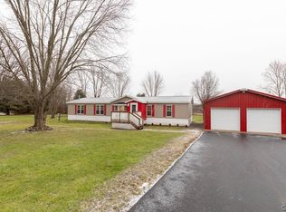 68 Ritchie Rd, Fulton, NY 13069