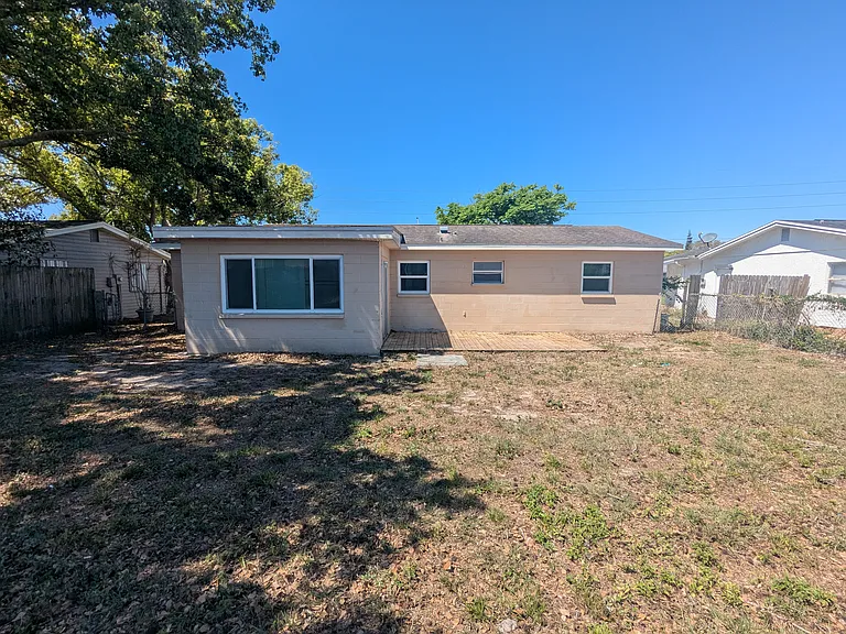 9310 Whitman Ln — Photo 15