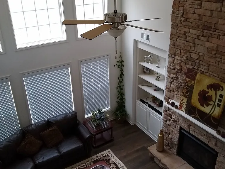1845 Glen Shady Blvd — Photo 24