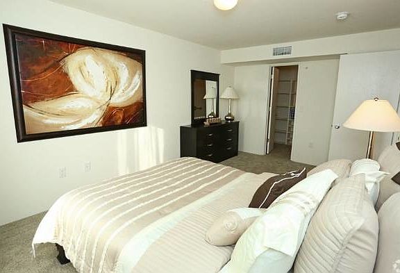 2nd image of 138 Helle Blvd APT 307
