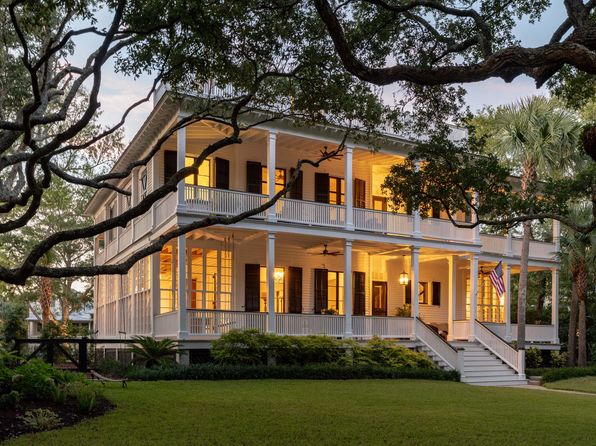 1750 Ion Ave, Sullivans Island, SC 29482