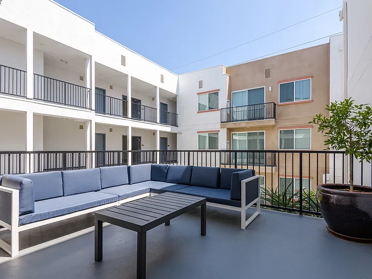 Sherman Way Luxury Apartment Homes — Photo 12