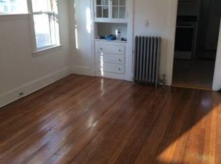 19 Newell Rd #1, Auburndale, MA 02466