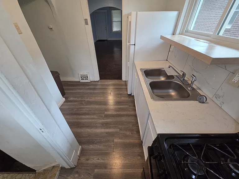 8333 Orchard Ave — Photo 6