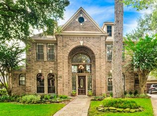 8611 Asprey Ct, Spring, TX 77379