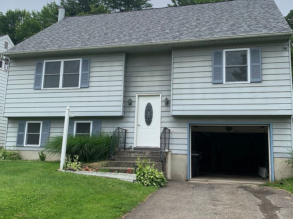 1st image of 629 Nelson Rd