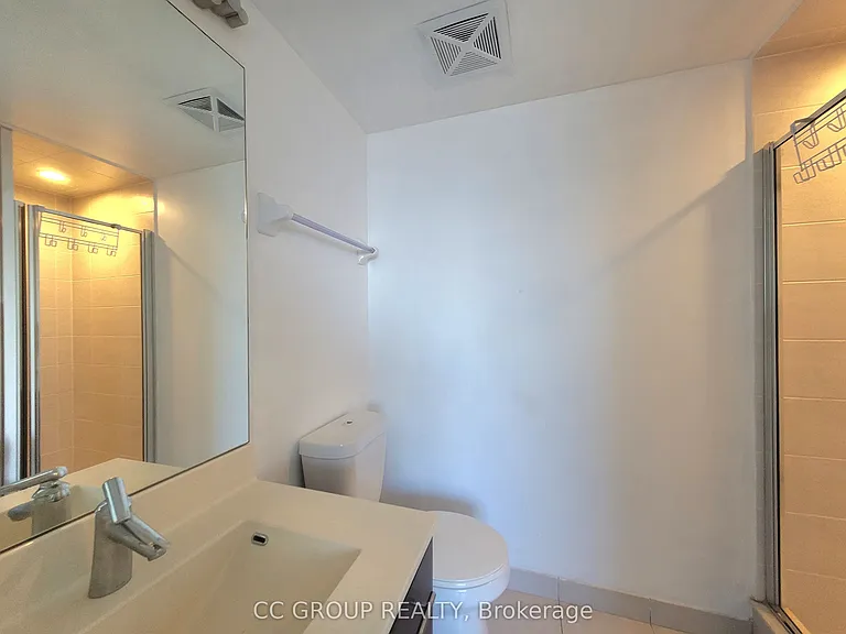 125 Village Green Sq #3405 — Photo 11