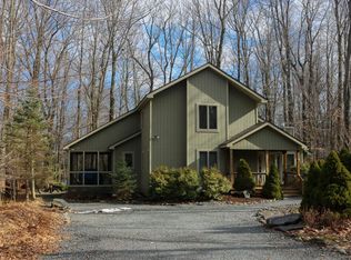 170 Tommys Ln, Pocono Lake, PA 18347