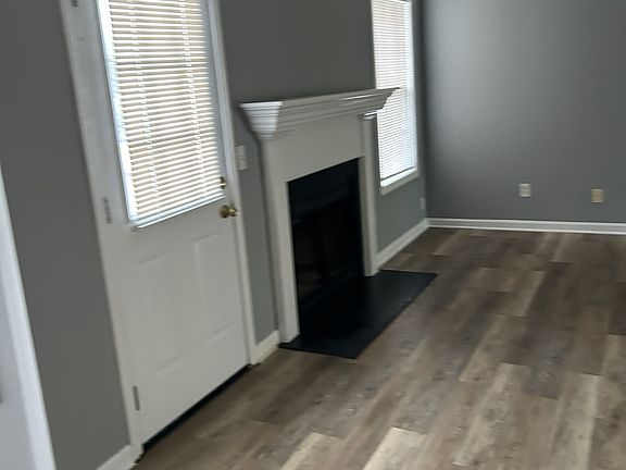 3rd image of 323 Clearlake Dr