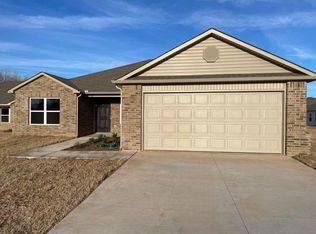 1309 Pearl Ct, Noble, OK 73068