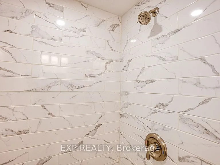 413 Holland Ave — Photo 26