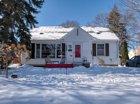 4225 Grimes Ave N, Robbinsdale, MN 55422