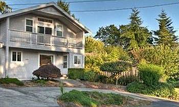 2nd image of 11834 22nd Ave SW