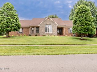 4405 Rivanna Dr, Jeffersontown, KY 40299