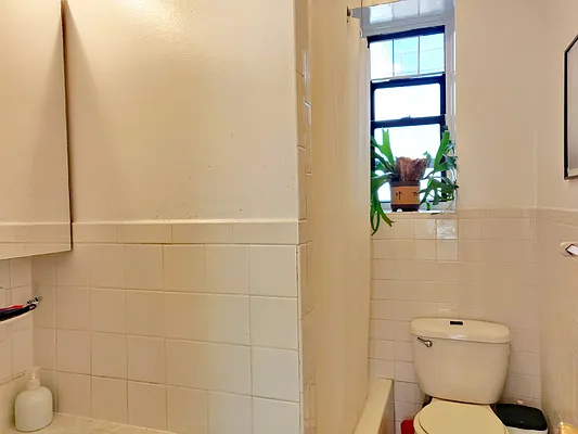 Rented by Building Equity Real Estate LLC | media 60