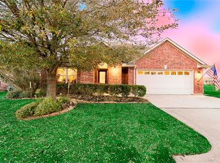 15230 Scenic Woodland Dr, Conroe, TX 77384