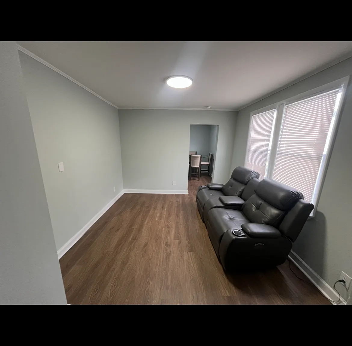 3 bed, 2546 sqft, $2,100 — Photo 3