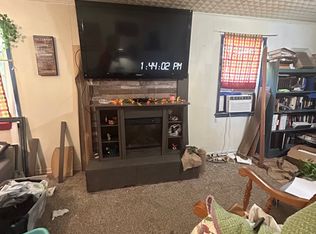 99 Railroad Rd SW, Roxie, MS 39661