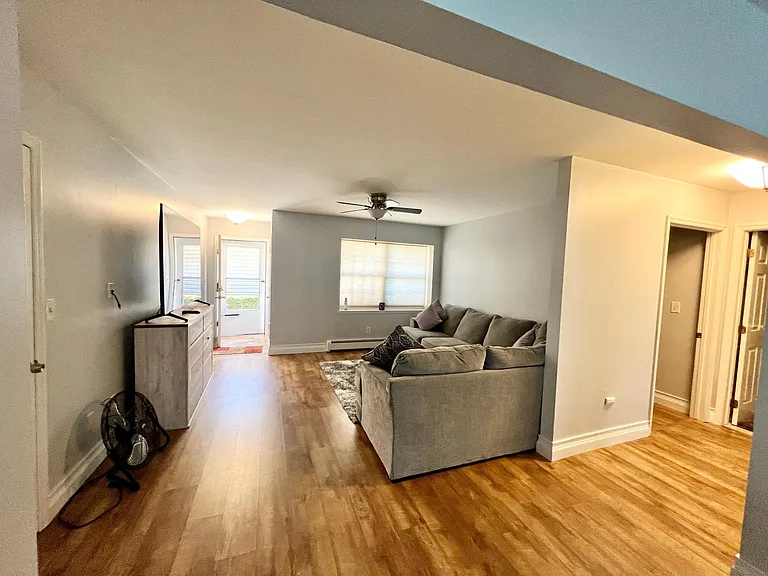 54 E Garfield St #40 — Photo 18