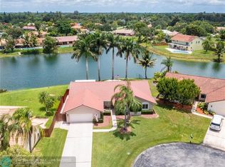 15031 Eaglebrook Ct, Davie, FL 33331