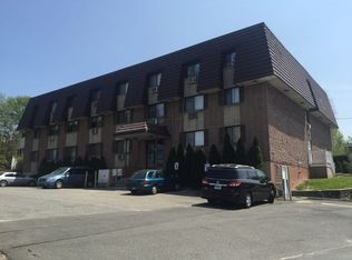 Meriden Rd., Waterbury, CT 06705