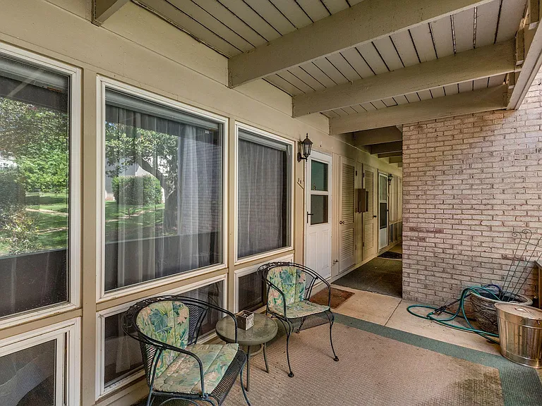 126 Haycock Rd #B-3 — Photo 3