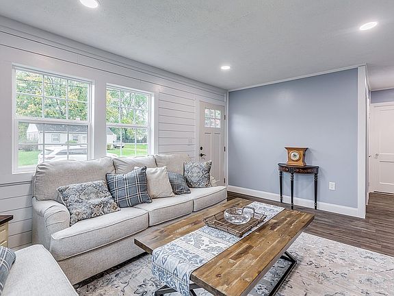 Shiplap accent walls.