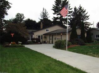 26727 Leenders Ln, North Olmsted, OH