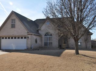 5745 Lancaster Dr, Olive Branch, MS 38654