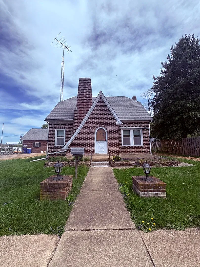 Unique 2 Bed/2Bath House in York Suburban SD — Photo 1
