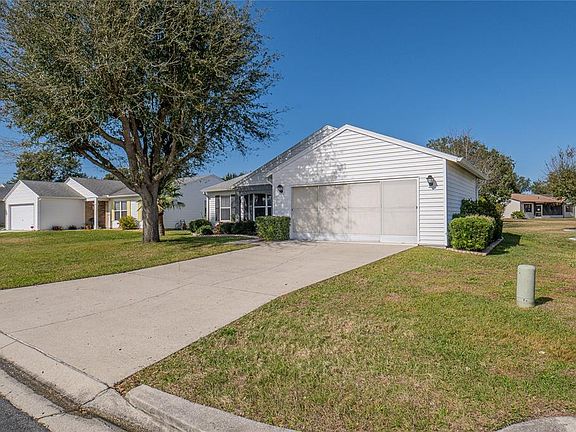 3rd image of 1032 Canary Cir N