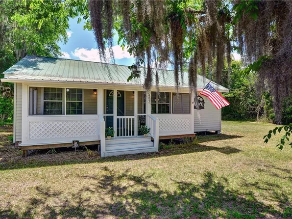 503 6th St W, Darien, GA 31305