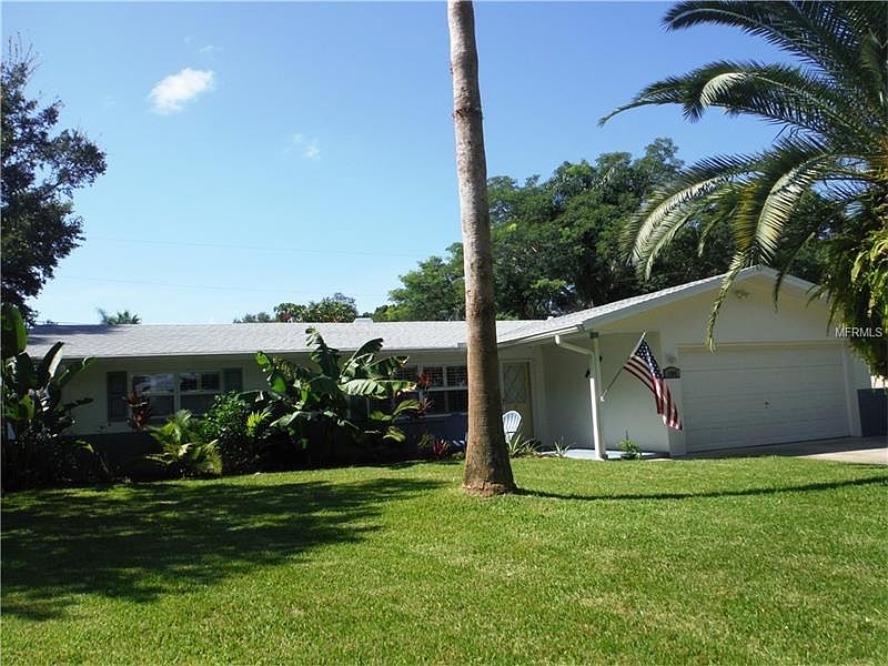 1st image of 1905 Fairway Cir E