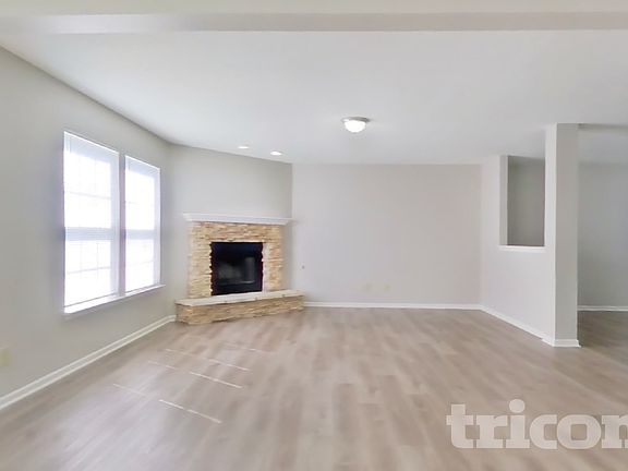 4th image of 6219 Monteo Ln