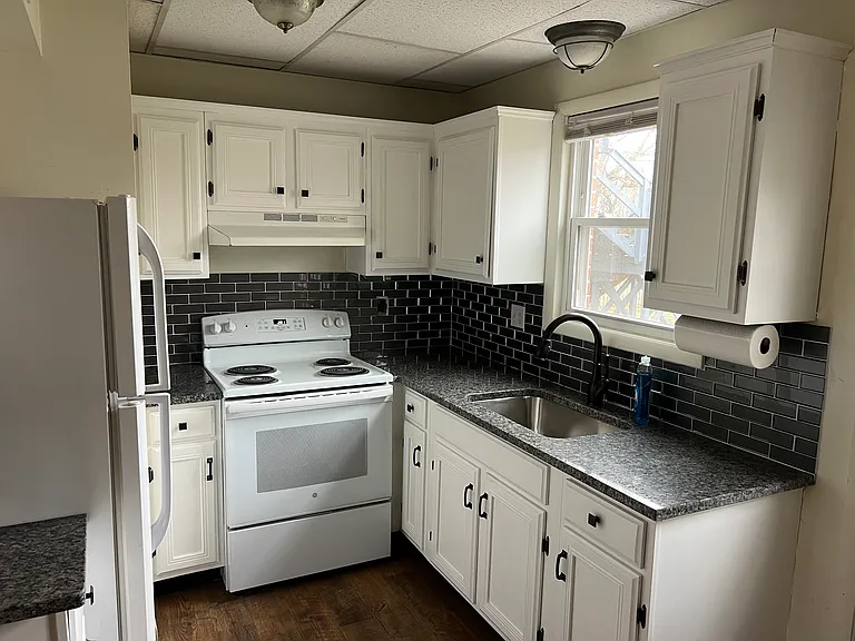 20514B Jefferson Blvd #B — Photo 10