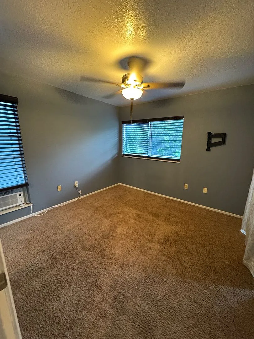 For Rent - Evergreen Terrace 95-270 Waikalani Dr. #C104 — Photo 3
