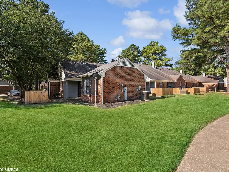 The Birches Apartment Homes — Photo 12