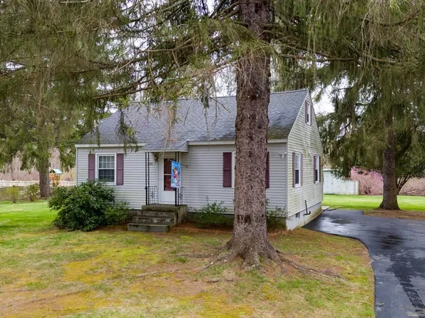 325 Church St, Northborough, MA 01532