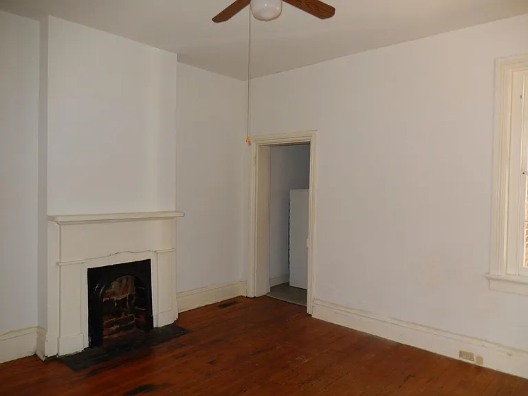 106 S Pine St — Photo 45