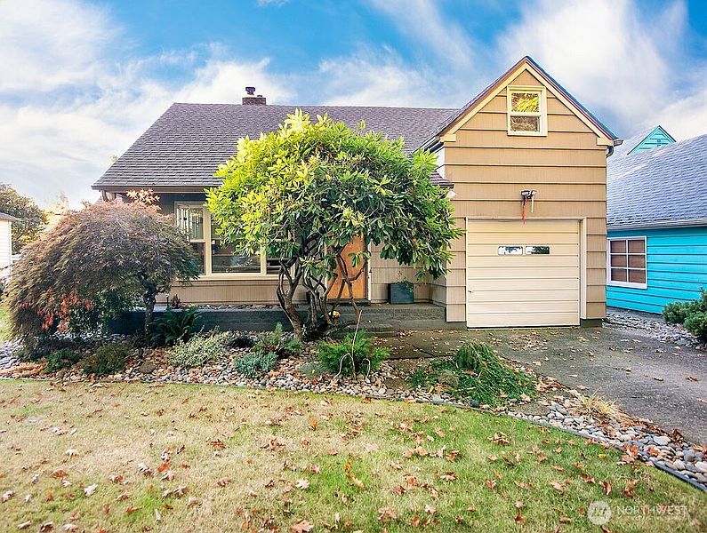 2nd image of 571 26th Avenue