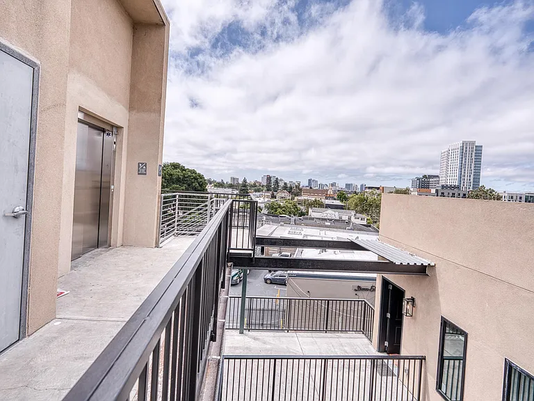 4202 Telegraph Ave #203 — Photo 17
