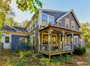 121 Whiting Ave, Dedham, MA 02026