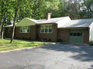 15 Summit Ave, Berlin, NJ 08009