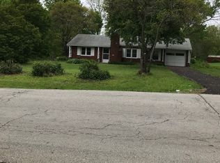 1713 S Berry Rd, Independence, MO 64057