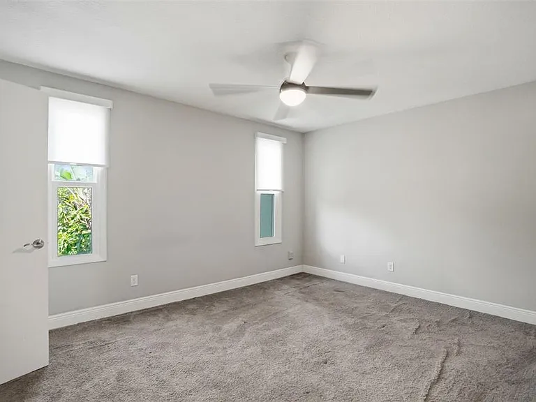727 N Himes Ave — Photo 28